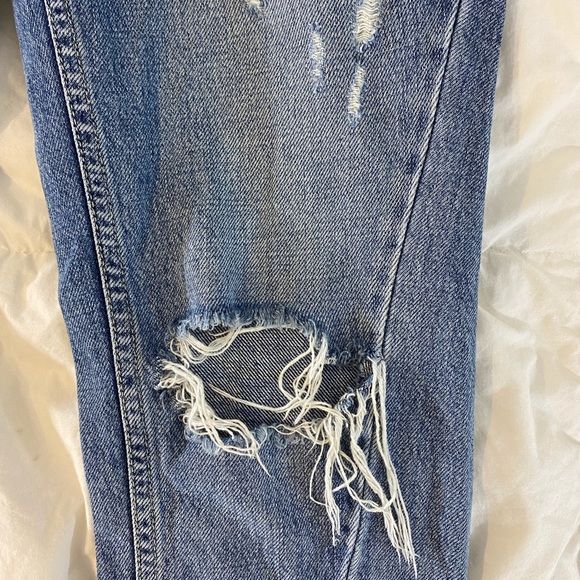 BDG Distressed Boyfriend Jeans - Picture 13 of 15